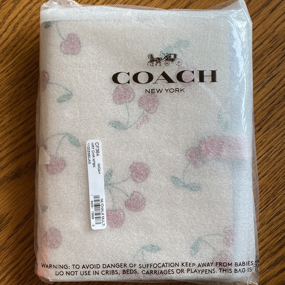 Coach Cherry Notebook - Picture 4 of 15